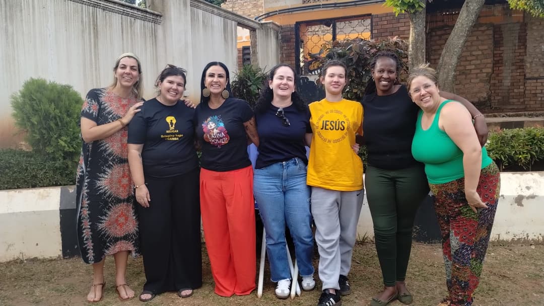 Fotos do trabalho voluntário em Uganda